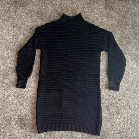 Jessica Simpson Dresses & Skirts - NWB Jessica Simpson ribbed black sweater dress small